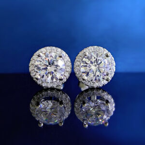 Boucles d’oreilles classiques rondes en argent rhodié 925 serti de diamants et incrustées de zircons